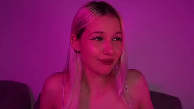 RanyThomson online show from April 2026 06:21:01 PM