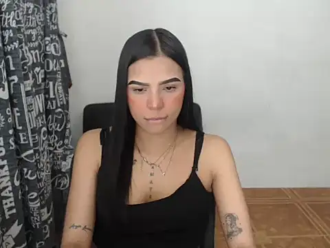 Snapshot of linnaskinyy chatting on November 2025 11:54:02 PM linnaskinyy online show from November 2025 11:54:02 PM