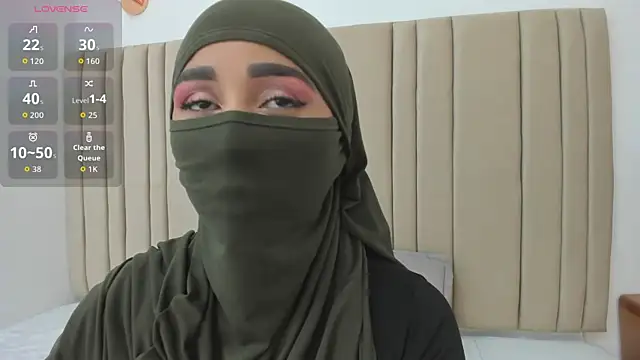  alishaa c online show from October 2025 01:50:02 AM