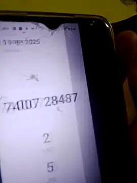 Snapshot of CUT_MOM chatting on October 2025 04:59:02 AM CUT MOM online show from October 2025 04:59:02 AM