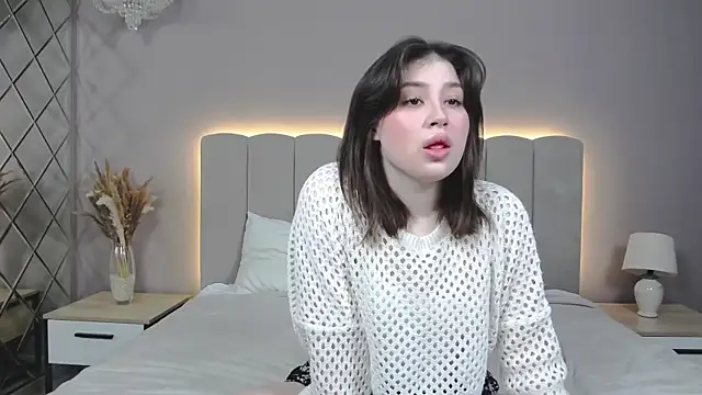 DianaMello online show from October 2025 05:19:02 AM