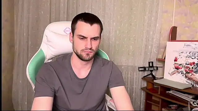 Iveraan online show from November 2025 07:38:01 PM