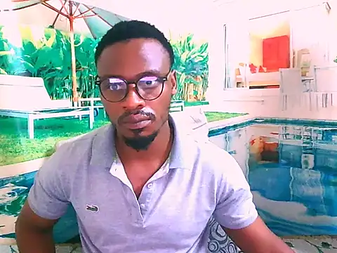 EbonyTiger69 online show from November 2025 06:18:01 PM