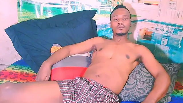 Snapshot of EbonyTiger69 chatting on February 2026 01:15:02 AM EbonyTiger69 online show from February 2026 01:15:02 AM