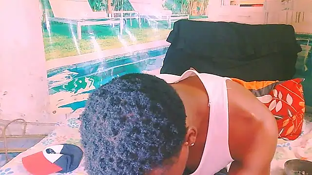 Snapshot of EbonyTiger69 chatting on April 2026 09:15:02 PM EbonyTiger69 online show from April 2026 09:15:02 PM