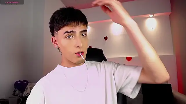 MateoMitchell online show from March 2026 04:31:01 AM