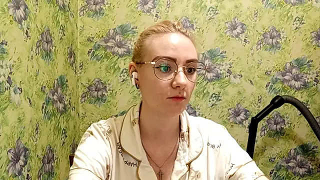  SwimmyGrl  online show from December 2025 09:07:01 AM