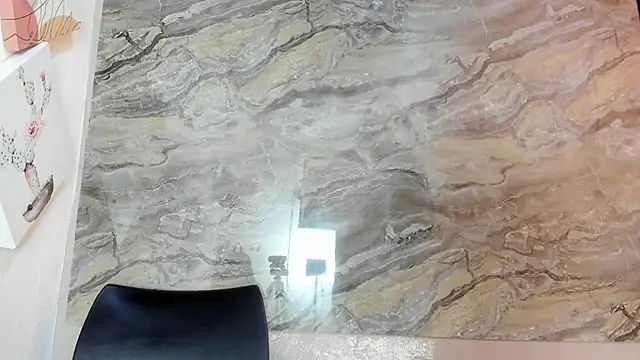 COMPTON 01 online show from November 2025 03:52:02 AM