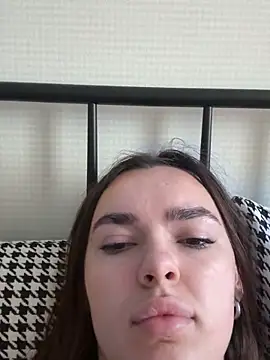 JenniferLouns online show from November 2025 09:04:02 AM