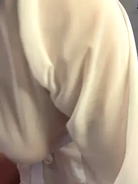 JenniferLouns online show from November 2025 12:04:01 PM