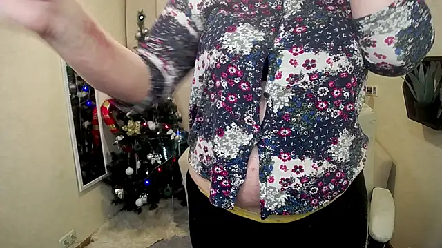 VestaWoody online show from January 2026 01:13:02 PM