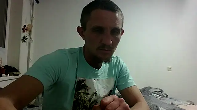 Twolatte1520 online show from April 2026 05:21:02 PM