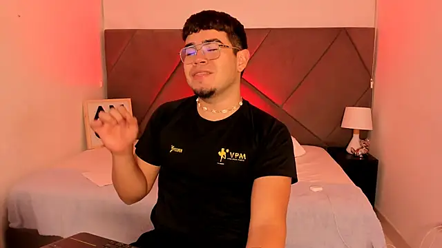 thiago occonor online show from October 2025 01:06:02 AM