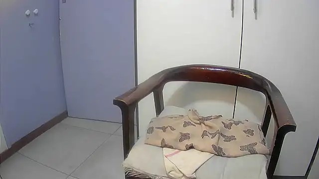 Pretty-C online show from October 2025 11:37:01 PM