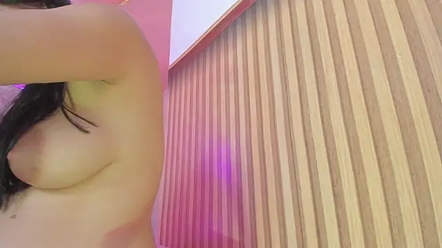 Malory  Jones online show from November 2025 06:40:02 PM