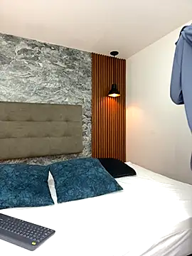 Snapshot of Sam_Clark chatting on October 2025 04:02:01 AM Sam Clark online show from October 2025 04:02:01 AM