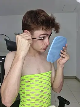 Snapshot of Sam_Clark chatting on December 2025 04:51:01 AM Sam Clark online show from December 2025 04:51:01 AM