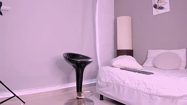  axelking  online show from October 2025 11:42:02 AM