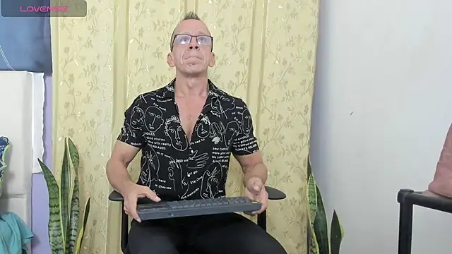  axelking  online show from June 2026 11:34:02 AM