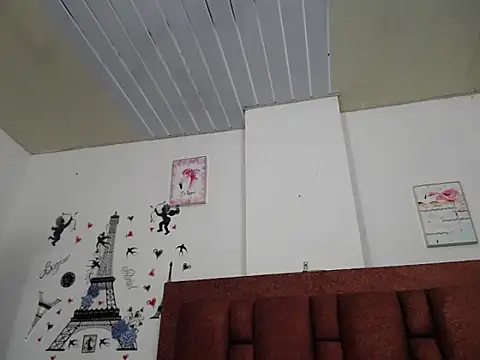 vauroraper online show from October 2025 11:32:02 PM