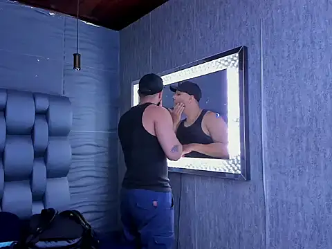 jasonshaw25 online show from October 2025 11:14:01 PM