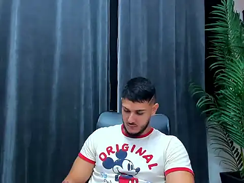 Snapshot of jasonshaw25 chatting on February 2026 05:29:01 PM jasonshaw25 online show from February 2026 05:29:01 PM