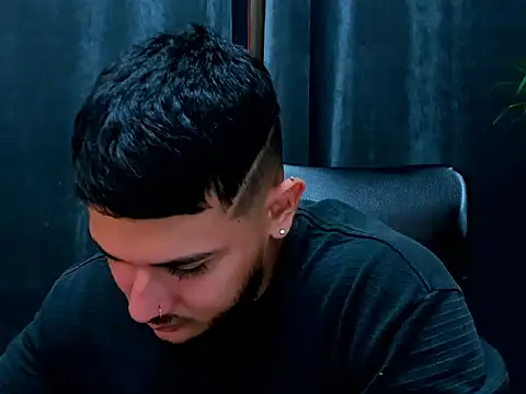 Snapshot of jasonshaw25 chatting on February 2026 05:28:01 PM jasonshaw25 online show from February 2026 05:28:01 PM