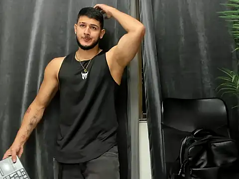 Snapshot of jasonshaw25 chatting on February 2026 05:43:02 PM jasonshaw25 online show from February 2026 05:43:02 PM