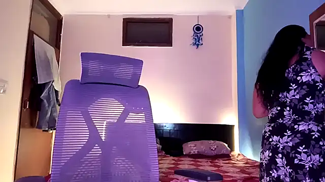horny milf couple online show from July 2026 07:21:01 PM