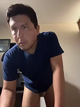 Snapshot of atreusfilho chatting on November 2025 01:11:02 PM atreusfilho online show from November 2025 01:11:02 PM