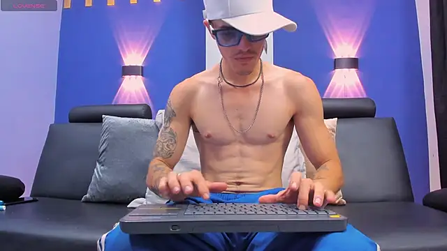 imsammytop online show from October 2025 01:21:02 PM