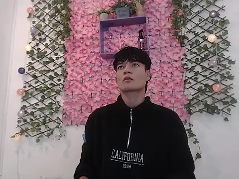 alex russo   online show from October 2025 03:51:02 AM