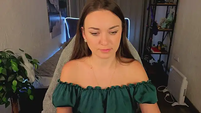 Madison Golden online show from November 2025 06:34:01 AM