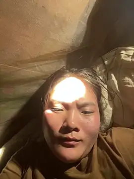 Beautiful-light22 online show from October 2025 04:55:01 AM