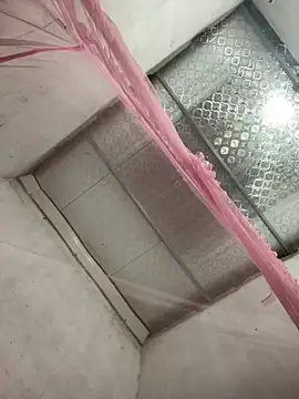 Beautiful-light22 online show from November 2025 04:57:02 PM