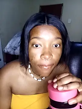 FreakieKay online show from October 2025 02:04:02 AM