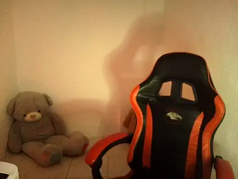 Snapshot of Savana_Maison chatting on November 2025 09:40:01 AM Savana Maison online show from November 2025 09:40:01 AM