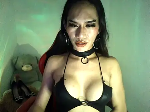 Snapshot of Savana_Maison chatting on November 2025 01:44:01 PM Savana Maison online show from November 2025 01:44:01 PM