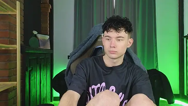 Cute Mike online show from February 2026 05:08:02 AM