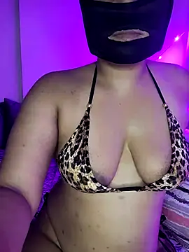 Curvy Navya online show from October 2025 06:41:01 PM