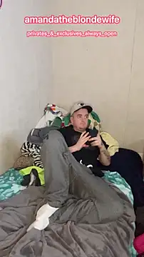 amandatheblondewife online show from March 2026 07:14:02 AM