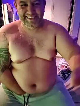 Zsoltzsolti23 online show from November 2025 10:26:02 AM