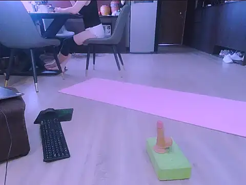 ravy kim online show from October 2025 04:47:01 AM