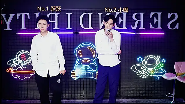 Snapshot of Boygayhouse chatting on October 2025 05:15:02 AM Boygayhouse online show from October 2025 05:15:02 AM