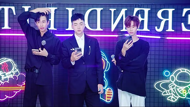 Snapshot of Boygayhouse chatting on October 2025 08:15:02 AM Boygayhouse online show from October 2025 08:15:02 AM