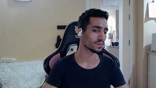 Snapshot of junokun22 chatting on November 2025 07:04:02 PM junokun22 online show from November 2025 07:04:02 PM