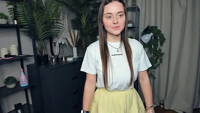 ThelmaJusto online show from October 2025 03:46:02 PM