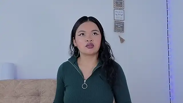 Catherine     online show from October 2025 11:00:01 AM