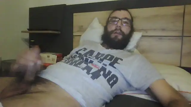 Snapshot of Arbneh69 chatting on February 2026 08:28:01 PM Arbneh69 online show from February 2026 08:28:01 PM