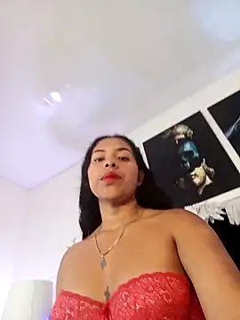 Snapshot of Amayavaldes chatting on November 2025 02:01:02 AM Amayavaldes online show from November 2025 02:01:02 AM